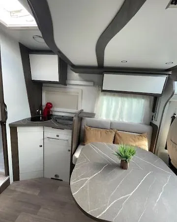 Campsite Autocaravana La Brujula